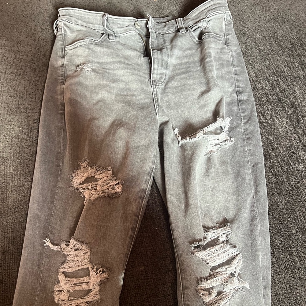 AMERICAN EAGLE GREY JEANS